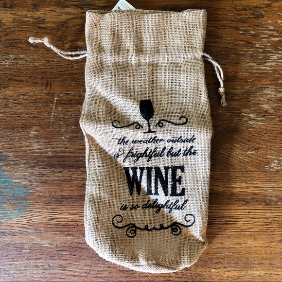 FREE WITH ANY BUNDLE! Wine gift bag🍷 - Picture 4 of 5